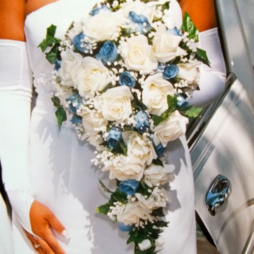 Casading Bridal bouquet