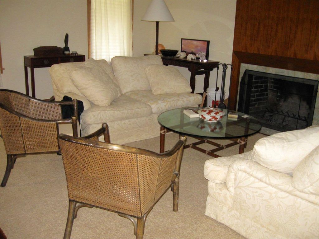 Aptos Living Room before...