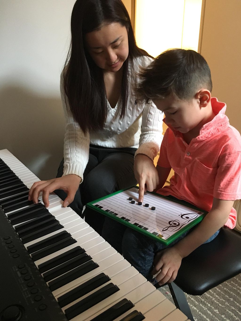 Aural and visual assistances for learning notes 