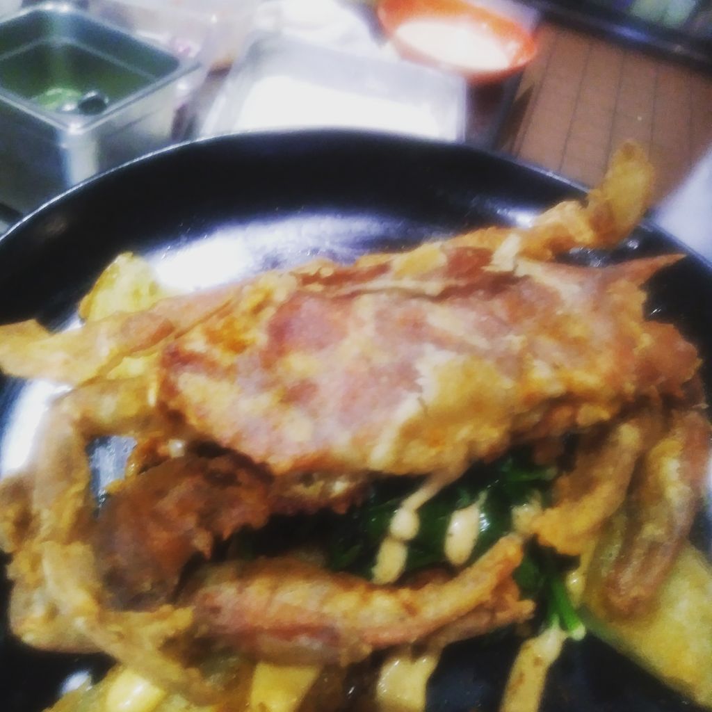 Soft shell crab sauteed spinach with sirracha aiol