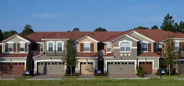 Townhome residential dryer vent cleaning.
Individu