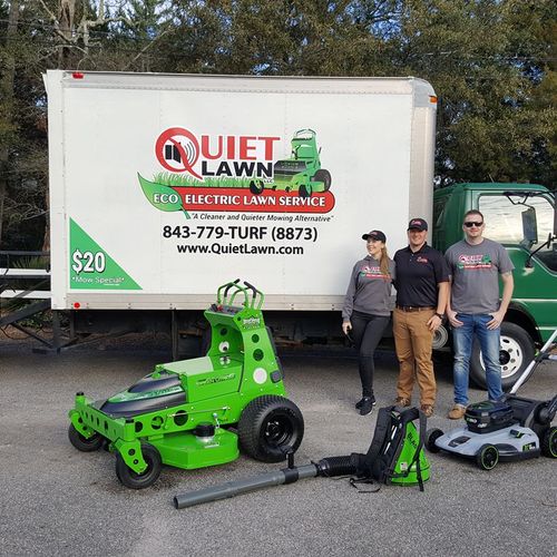 Our wonderful team here at Quiet Lawn