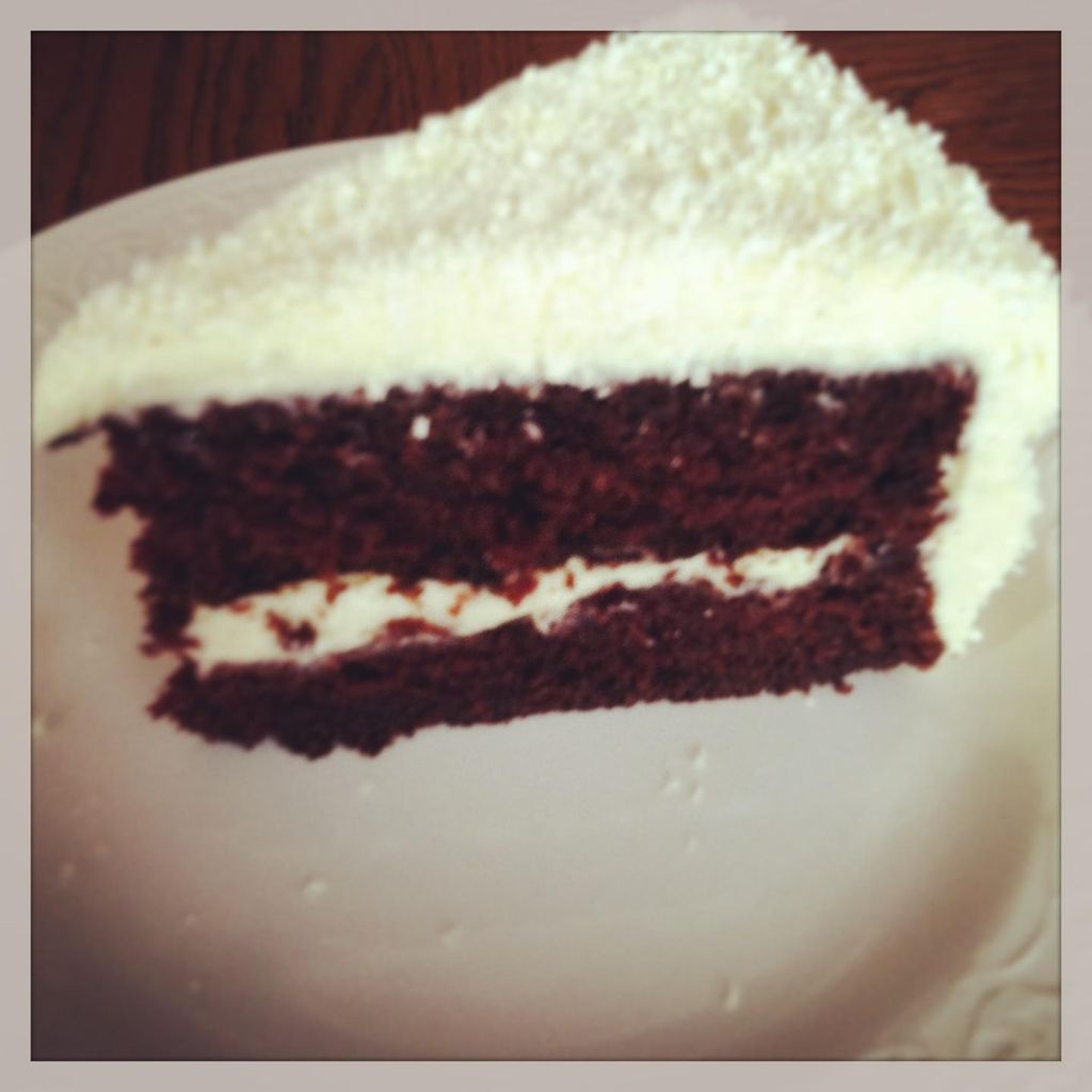 Red Wine & Chocolate Cake with Cream Cheese Frosti