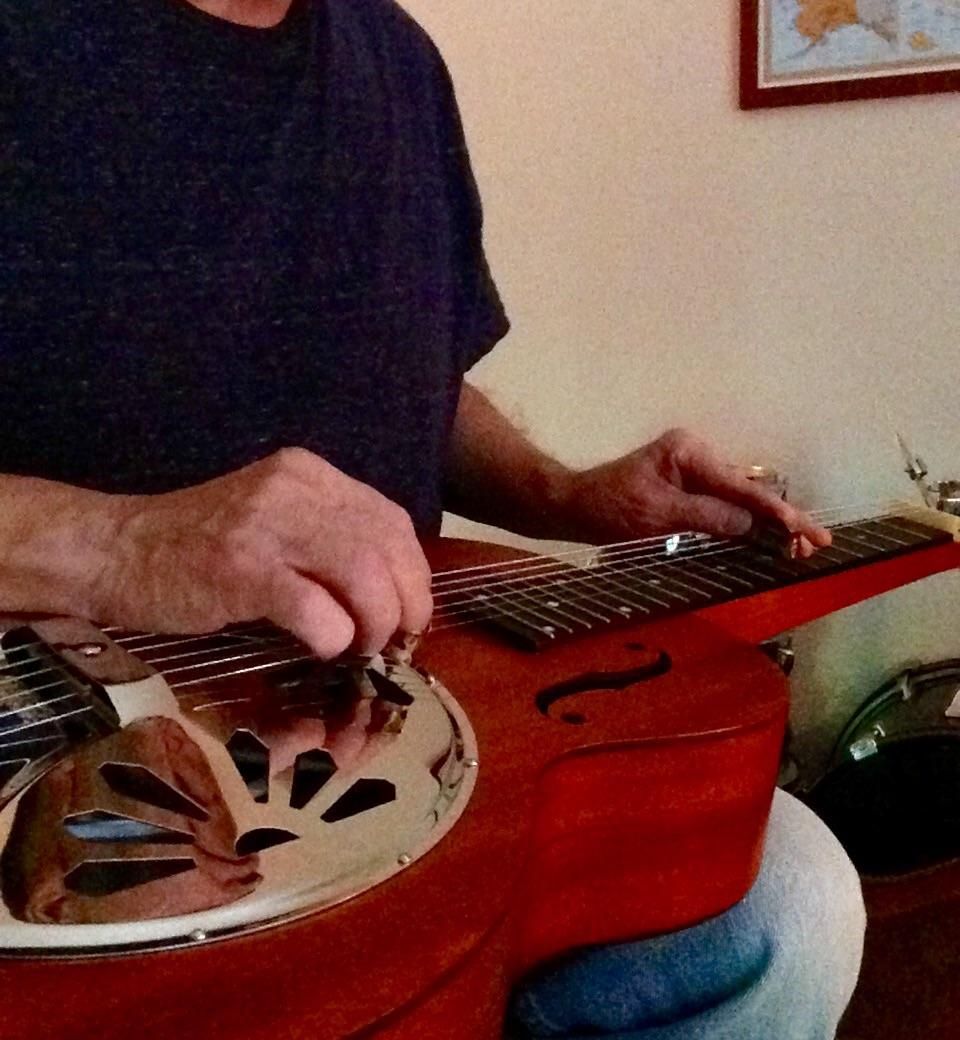 A little dobro time.