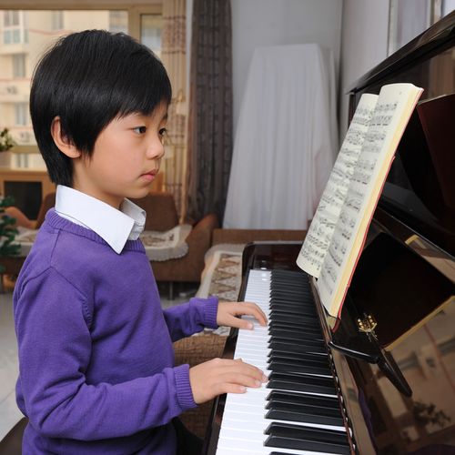 Piano Lessons Ages 6 and Up