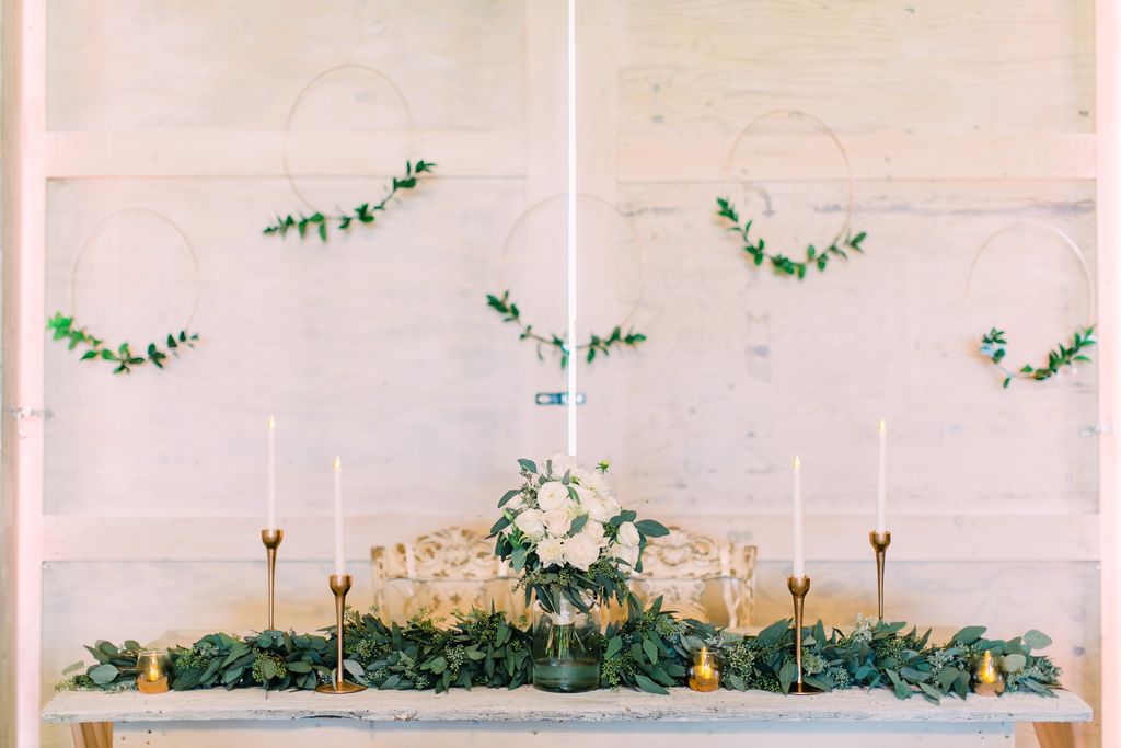 Wedding design by Stylish Solutions\ Venue: Barn a