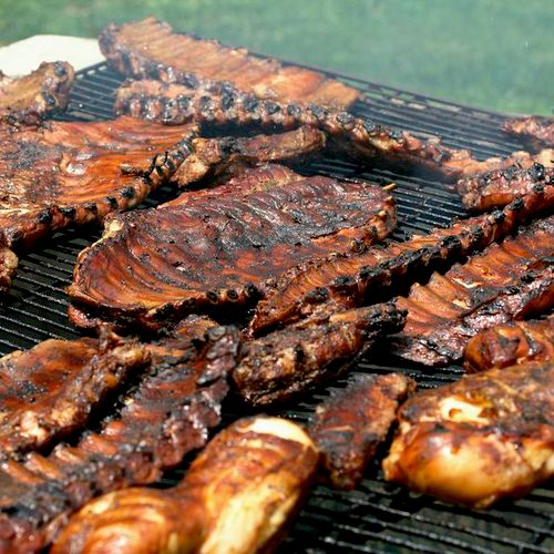 Finger licking GREAT ribs (and chicken) grilled to