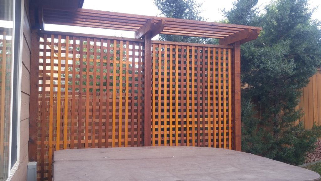 Privacy screens and trellis