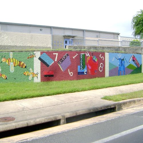 200 FT Wall Mural at McBee Elementary School, Brak