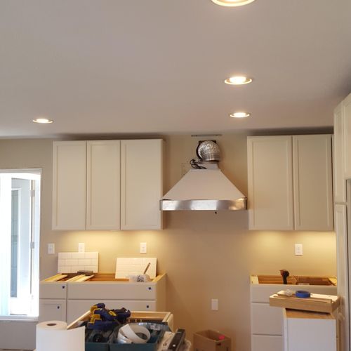 New kitchen, can lights, under Cabinet lights 