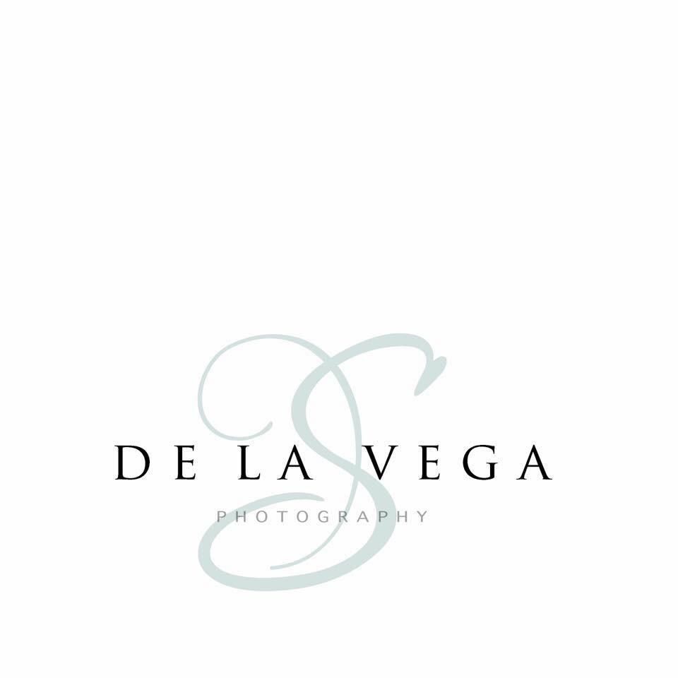 De La Vega Photography
