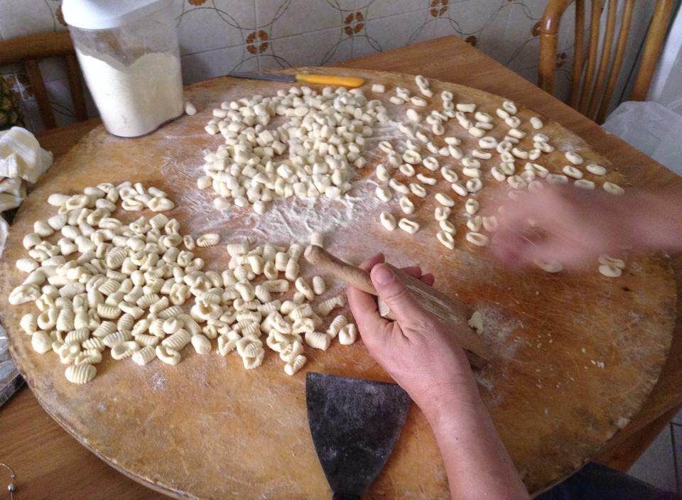 making home made gnocchi
