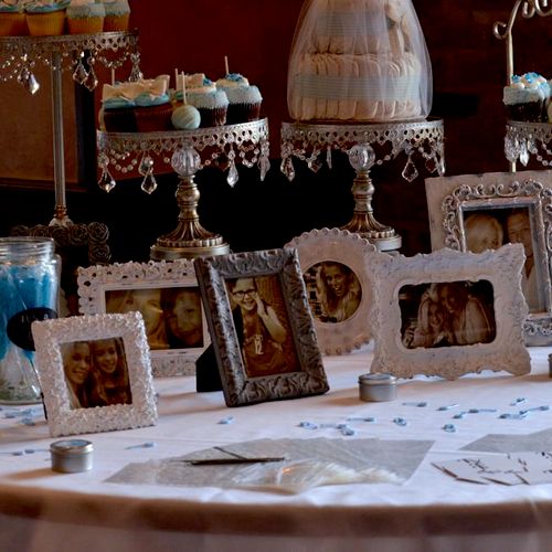 Baby Shower Welcome Table - Elegant Decor