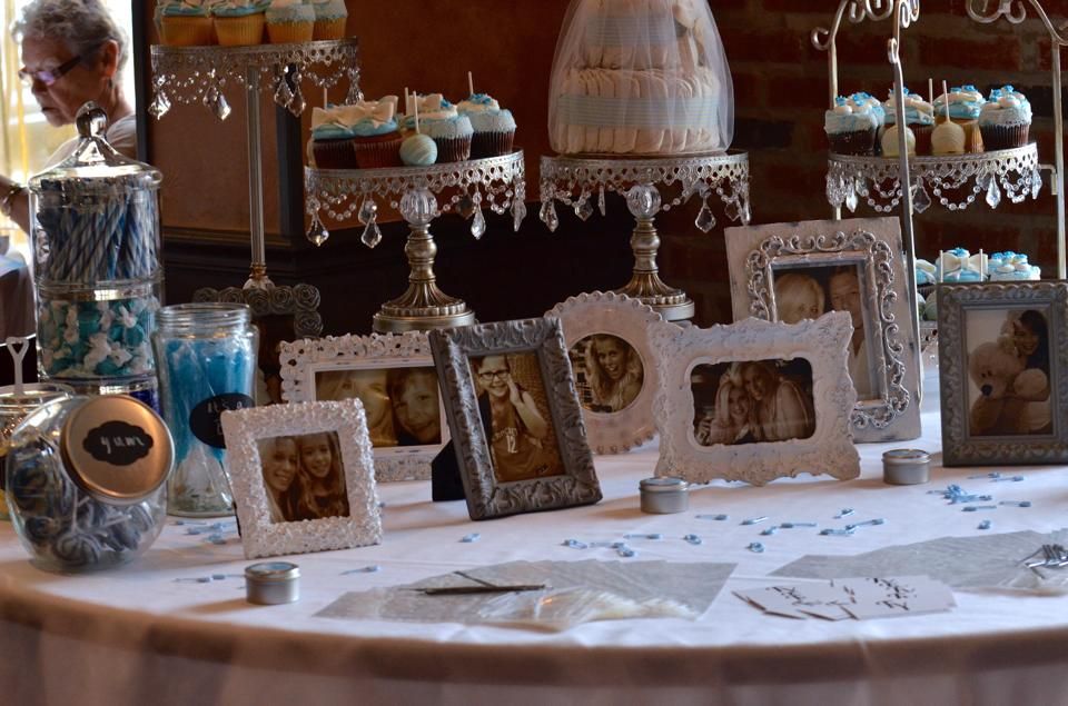 Baby Shower Welcome Table - Elegant Decor