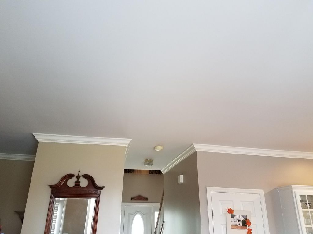 Crown moulding in Mason. Picture #1