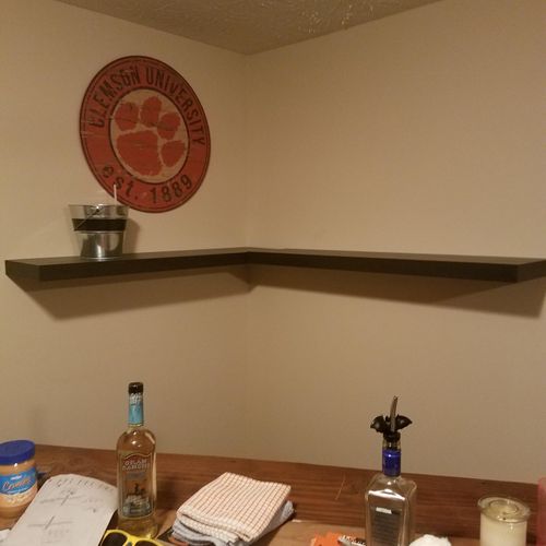 Shelf hung