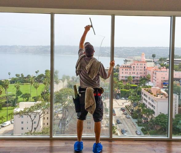 Puretec Commercial Window Cleaning