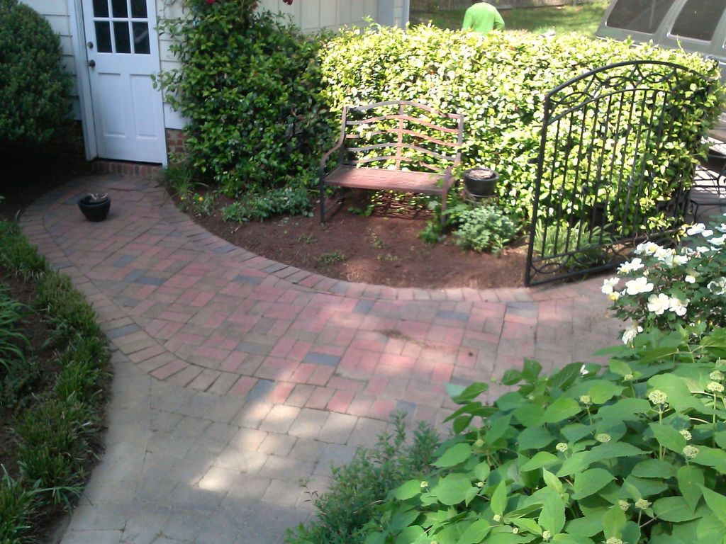 After ( brown shredded) mulch