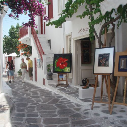 The streets of Mykonos