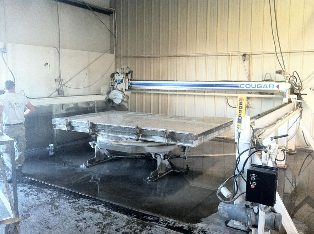 15 horsepower bridge saw we use to cut full slabs