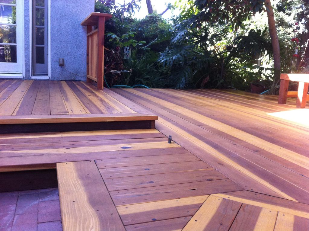 Redwood Deck in Belmont Shore