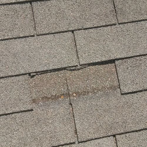 does your shingles look like this. are there tabs 