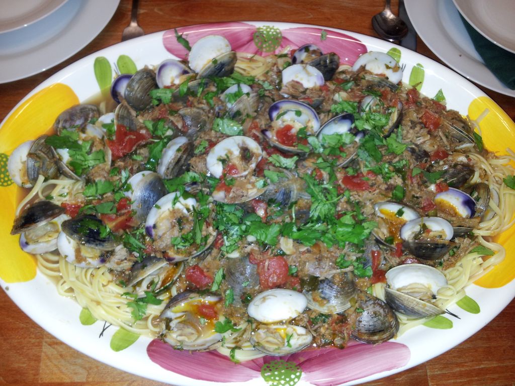 Fresh clams & pasta