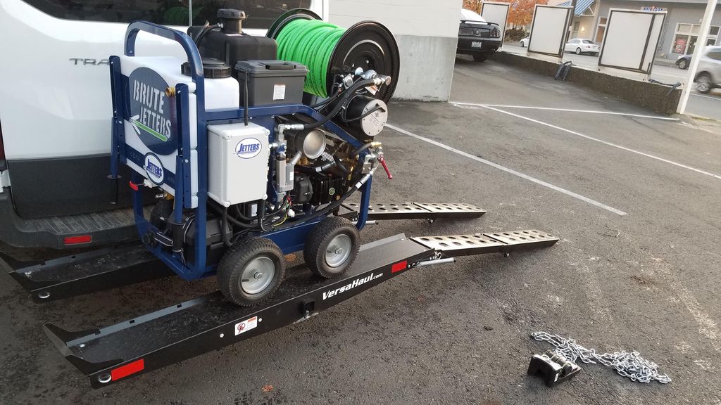 Jetter for sewer or various other lines at moderat