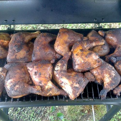 Dry Rubbed Smoked and Grilled Chicken Quarters
