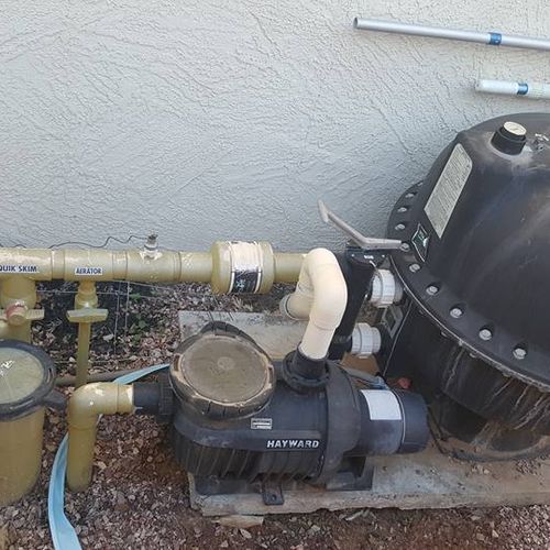 Pool pump and filter before