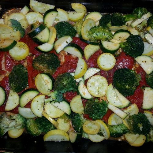 Sweet Roasted Pepper Chicken with Garden Vegetable