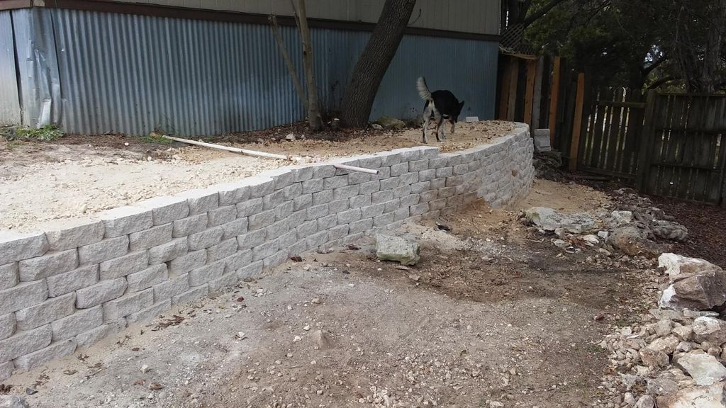 Retaining wall 