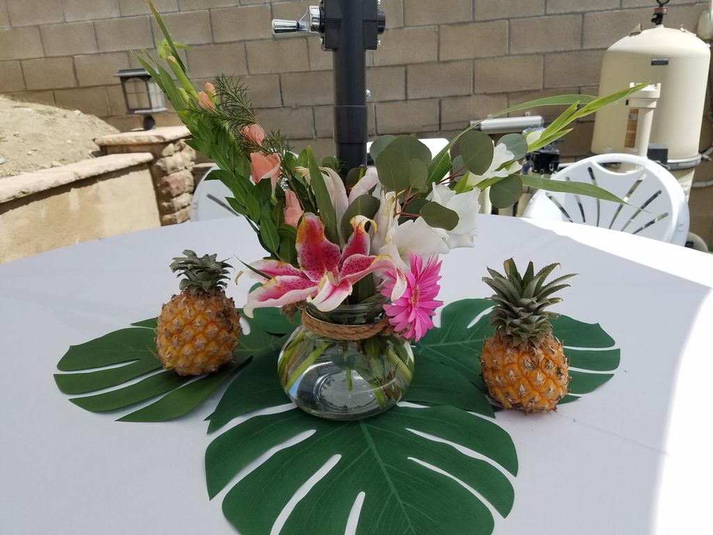 luau Centerpieces 