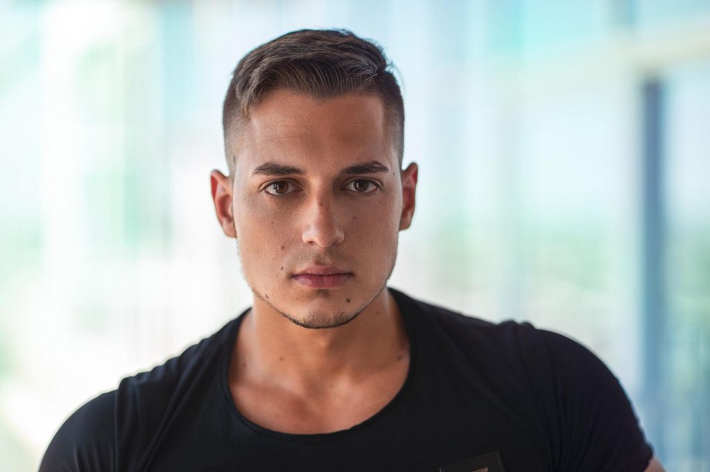 Exoticbodiestraining by Erik Botos