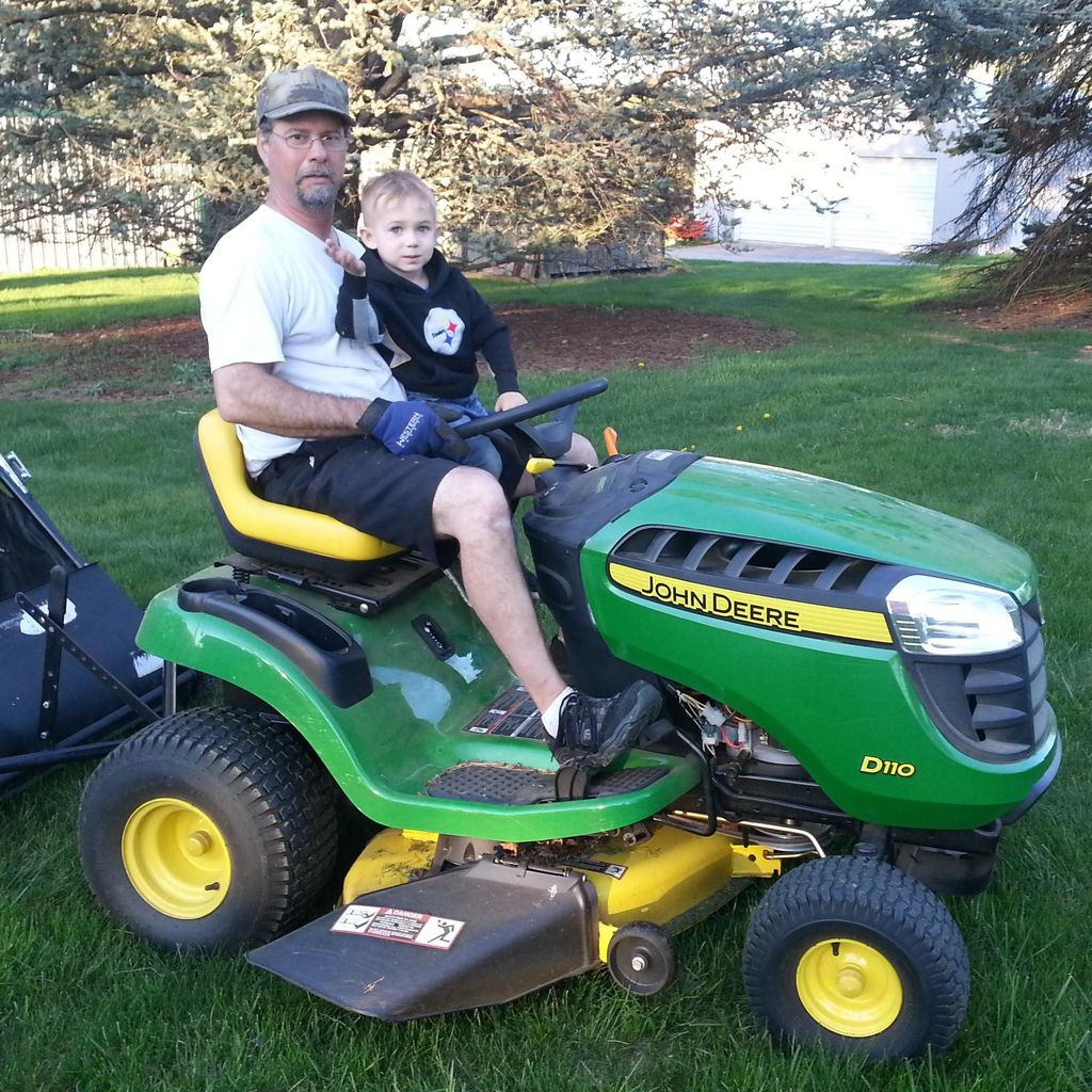 Snyder's Lawn Care & Hauling