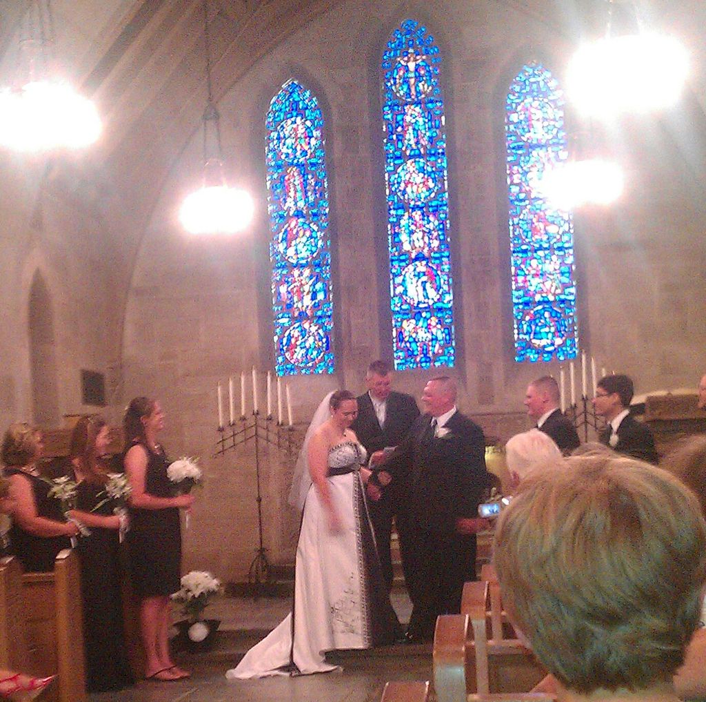 Special wedding site in Crestwood, Ky.