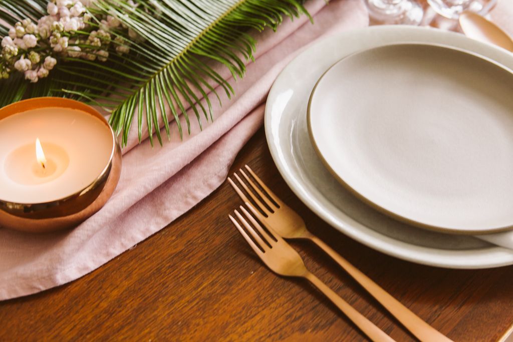 Chairs+Cups 2016 – Palms on Pink Set