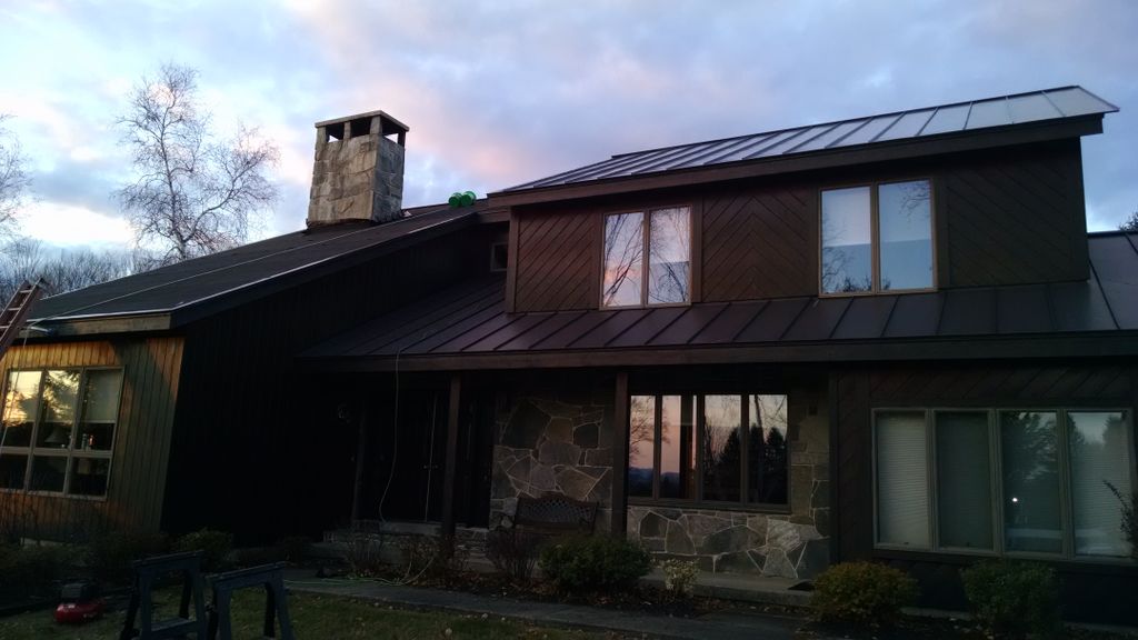 Metal roof on 9,000 sf home in Rutland VT