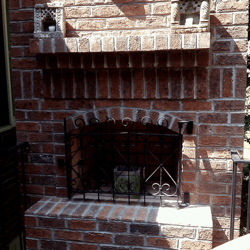 OUT DOOR FIREPLACE