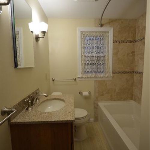 Utilizing small bathroom space without compromisin