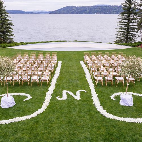 An outside ceremony is NO problem!