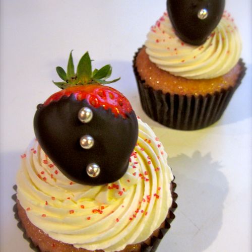 Strawberry Moscato Specialty Cupcakes for Baby sho