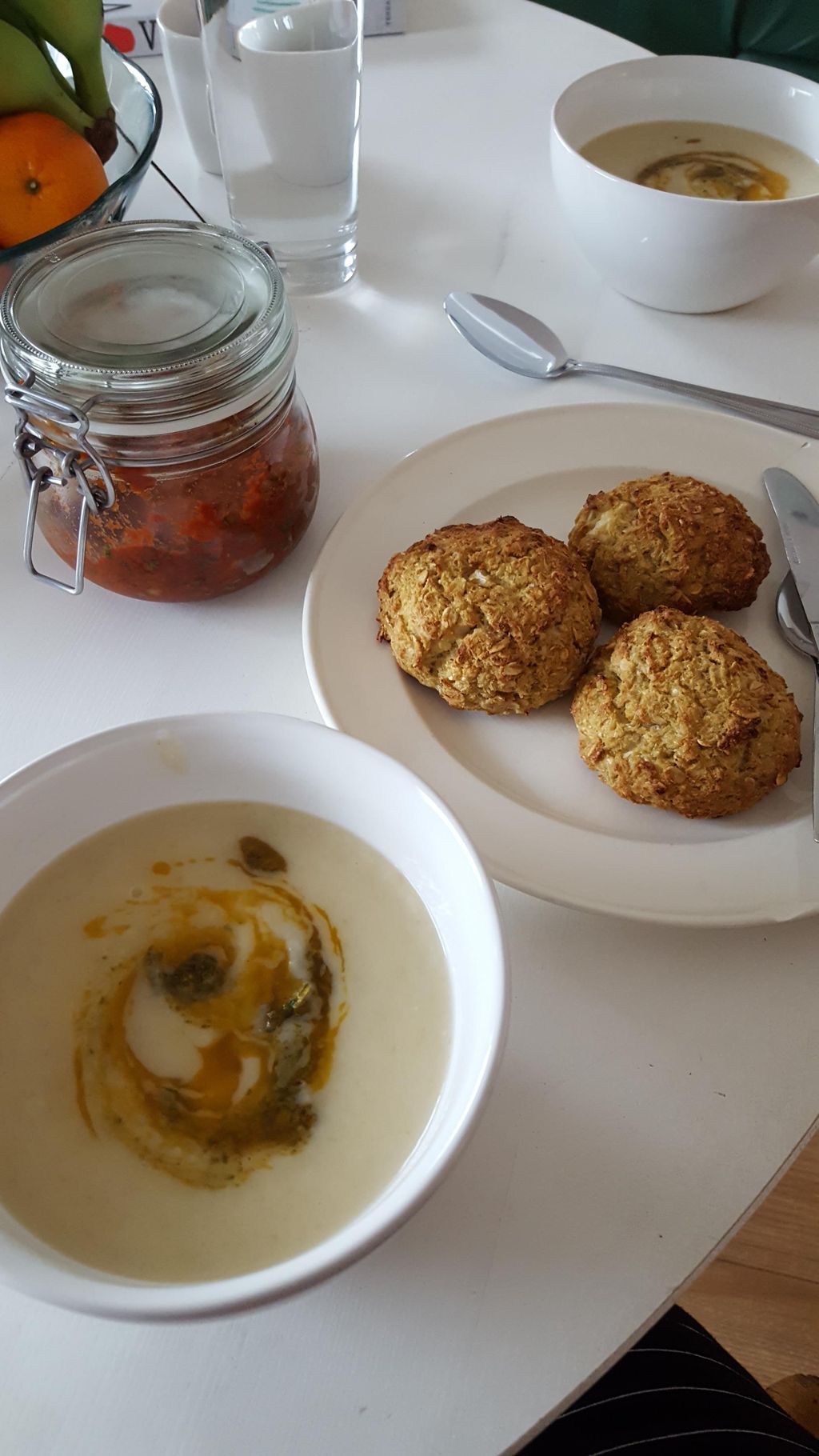 Cauliflower buns, creamy celery root soup and lent