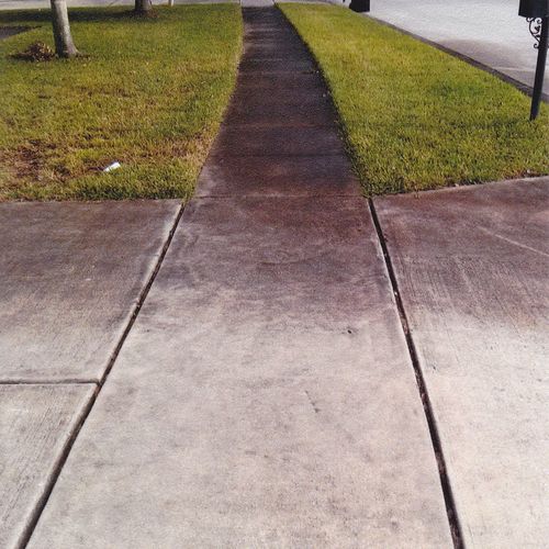 Dirty sidewalk in Orlando.