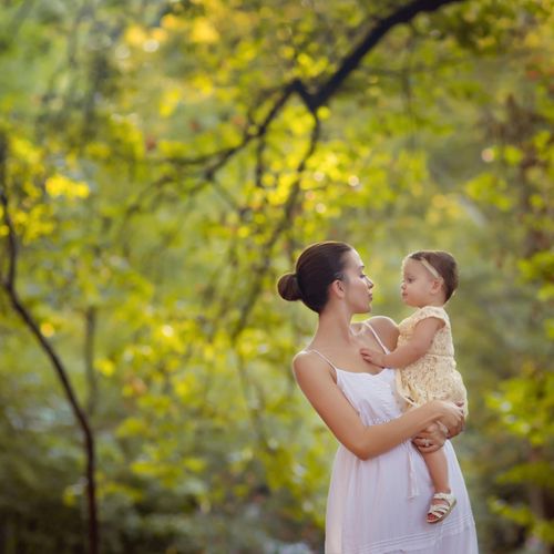 Baby and family photography by Lola Melani