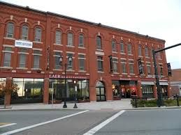 Mixed use commericial property that we offer a com