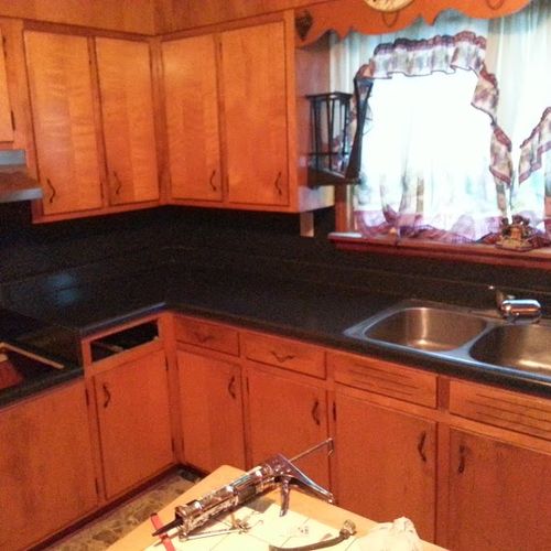 New countertops and gas range