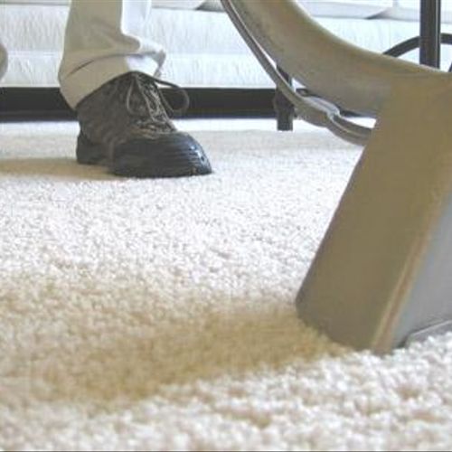 Carpet and rug cleaning with adjustable aggressive
