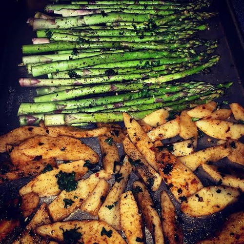 A great quick snack
Asparagus & Potatoes!!