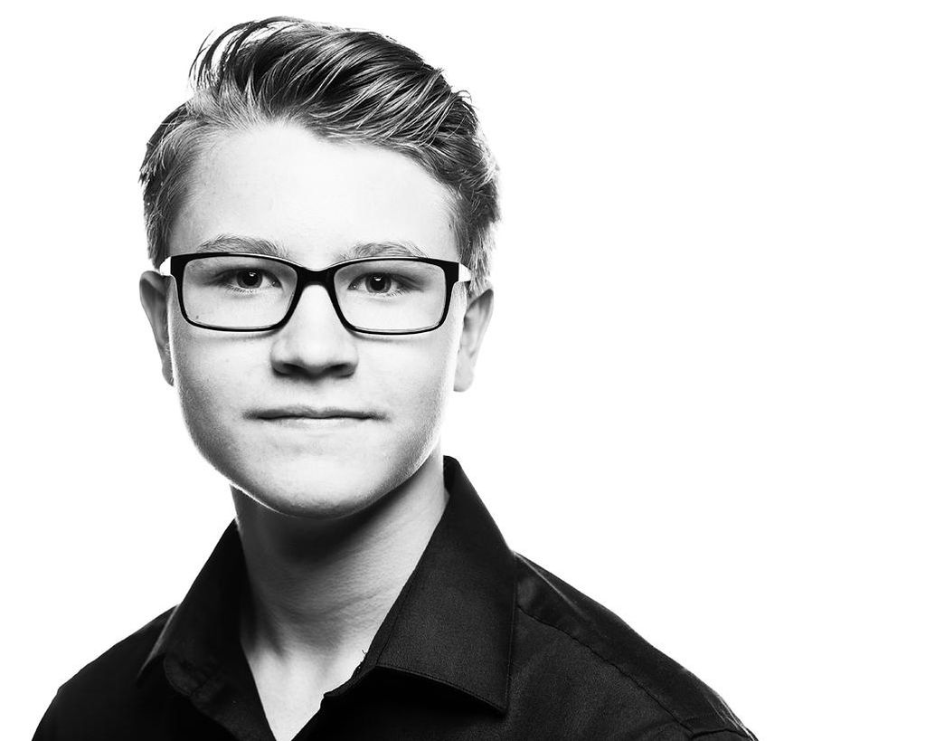 Owen. Studio Portraits/Head Shot photography.  

•